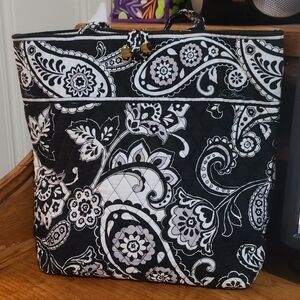 Vera Bradly Pattern Midnight Paisley Tote